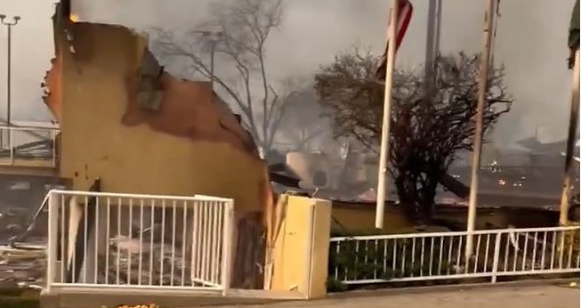 Los Angeles'taki yangınlar: Sahag- Mesrob Okulu tamamen yandı, can kaybı sayısı artıyor